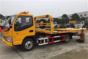 元江哪里有拖车服务